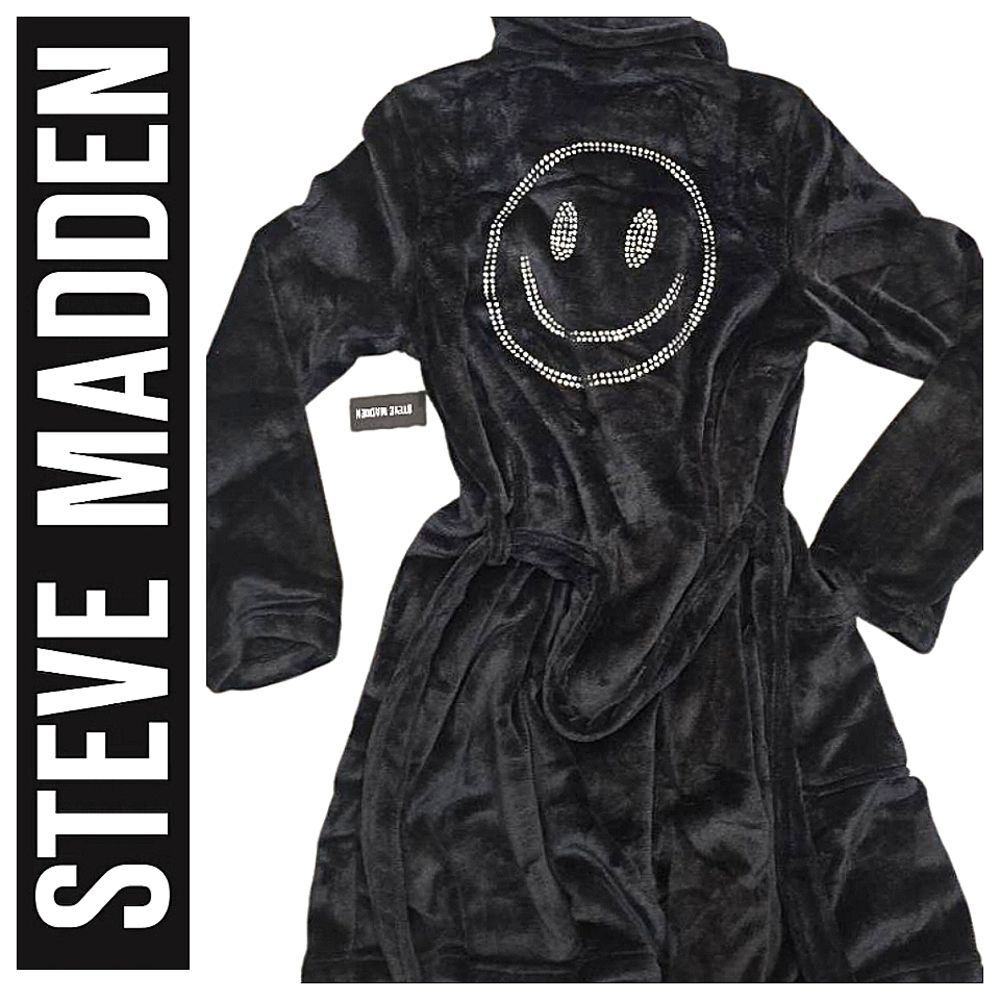 Steve Madden Rhinestone Smiley Face Plush Collar Robe- Black‎